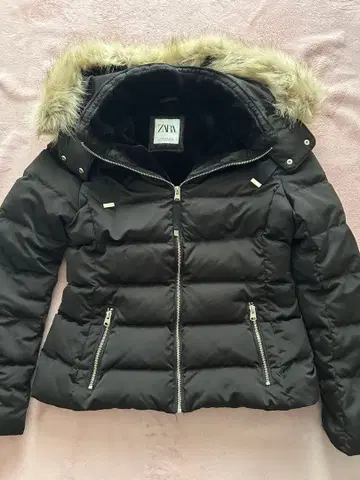 ZARA 다운 자켓 M 후드 부착