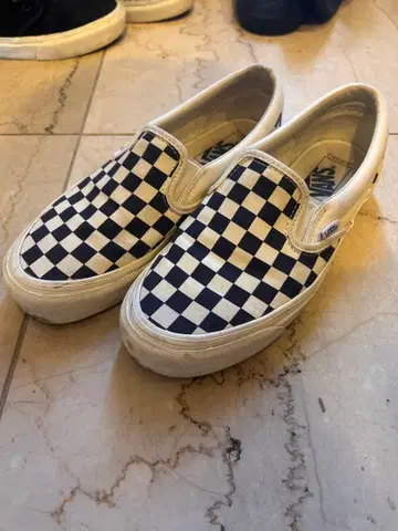 VANS OG CLASSIC SLIP ON LX