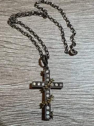 크로스형 펜던트 목걸이
