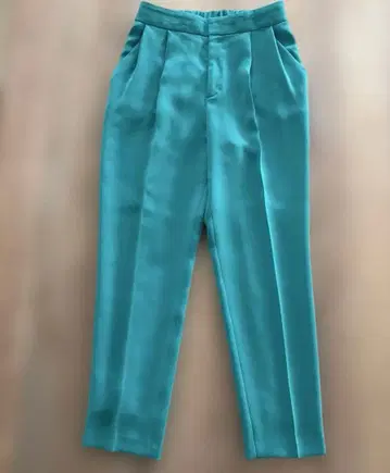 ADORE 드라이 터치 조젯 턱 이지 팬츠