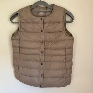 무인양품 다운 베스트 베이지 사이즈M