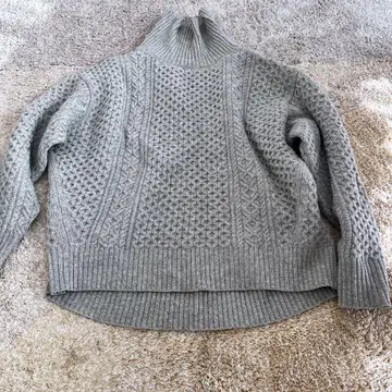 해밀턴 울 100% 그레이 터틀넥 스웨터