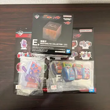 제일복권 가면라이더 젝츠 & 가면라이더 가브 E상 어둠 과자 F상 세트