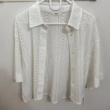 레이스 크롭 셔츠