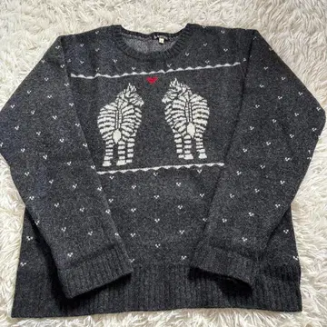 보헤미안즈 제브라 패턴 니트