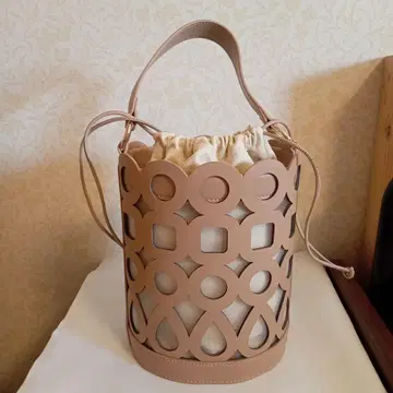 다이애나 베이지 컷 아웃 디자인 2way 백