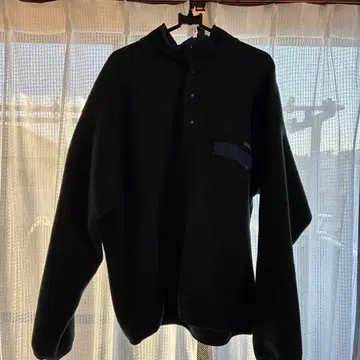 Patagonia 블랙 플리스 자켓
