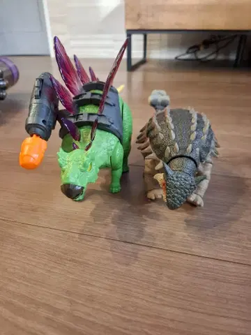 공룡 피규어 세트 안킬로사우루스 스테고사우루스