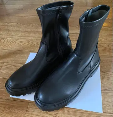 GU 울트라 스트레치 볼륨 밑창 부츠 XL