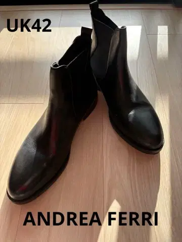 [ 새상품급 ] ANDREA FERRI 블랙 사이드 고어 부츠