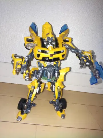 트랜스포머 AD08 배틀블레이드범블비 ( 변형 가능 )