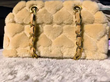 사만사 베가 크림색 하트형 퀼팅 숄더백