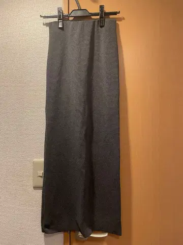 정가 17600엔 카베사 로쏘 밀라노 리브 펜슬 니트 스커트 36