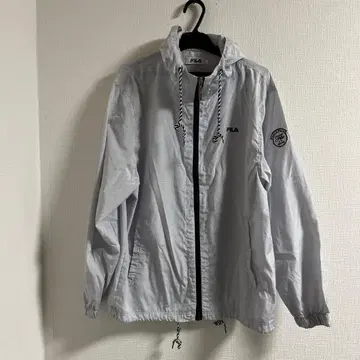 FILA 후드 부착 그레이 자켓