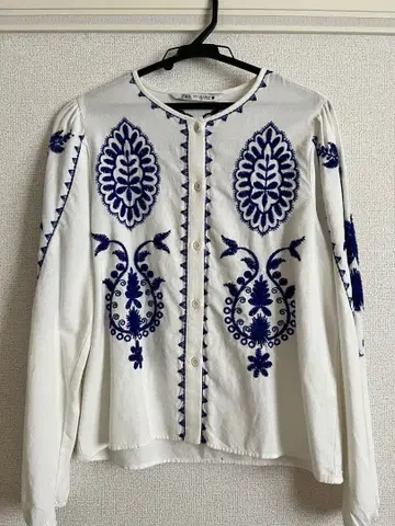 ZARA 자수 긴팔 셔츠