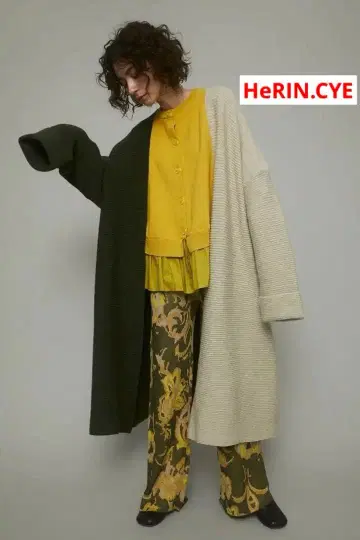 HeRIN.CYE 해린 도트 롱 니트 가디건 여성용