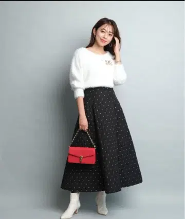 [새상품] 퀼팅 스커트 저스길리티