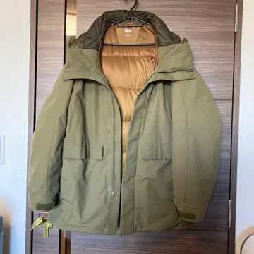 UNIQLO 다운 자켓 M 올리브