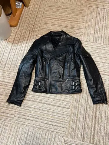 EPOCA 블랙 라이더 자켓