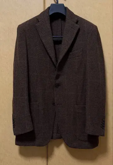 THE GIGI 체크 무늬 테일러드 자켓