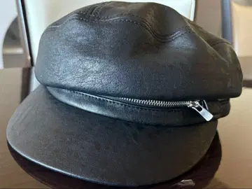 CA4LA 블랙 가죽 지퍼 헌팅 캡