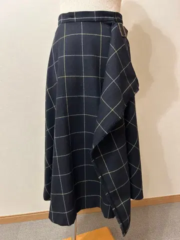 새상품급 매킨토시 울 체크 스커트