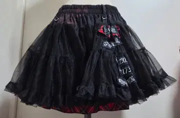 플레어 스커트 블랙 튤 소재