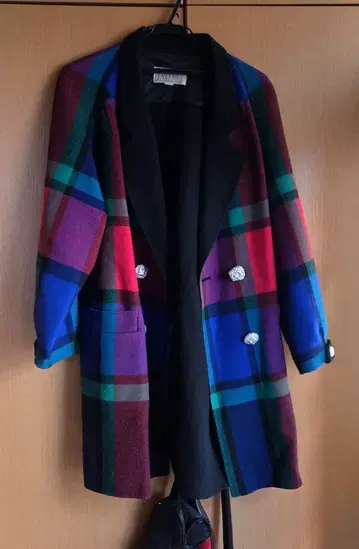 멀티 컬러 체크 무늬 코트