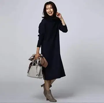 23구 고급 울 하이넥 니트 플레어 원피스 그레이 40 고급 모 100%