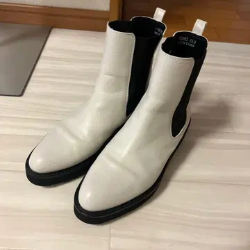 화이트 가죽 사이드 고어 부츠 야마다야 23.0