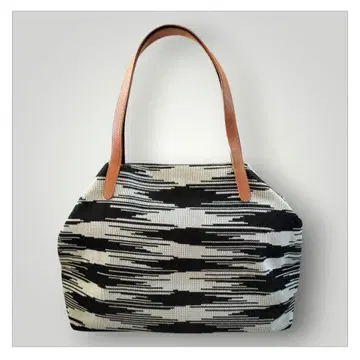 미쏘니 MISSON I 블랙과 화이트 보더 토트백