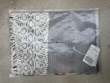 새상품 Pierre-Louis Mascia 피에르 루이 마시아 실크 스톨