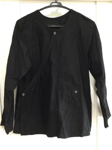 zucca 블랙 긴팔 셔츠