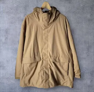새상품급 UNIQLO Hybrid down outerwear 3XL