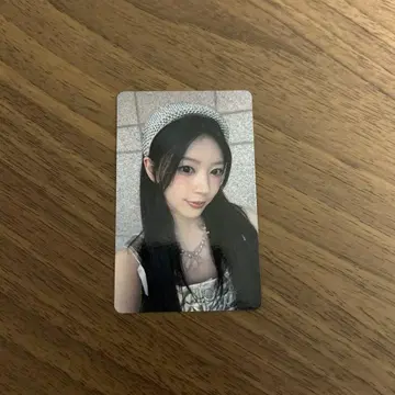 ILLIT GLITTER DAY 회장 한정판 FC 트레이딩 카드 모카