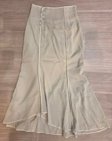 LILY BROWN 베이지 타이트 스커트 사이즈 1