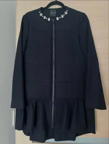 yokochan 비쥬 블랙 플레어 코트