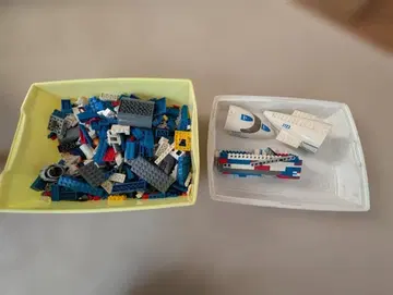 LEGO와 MEGA 혼합 블록