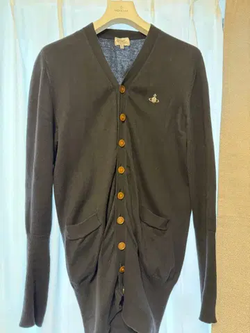 다크 그레이 버튼 달린 롱 가디건