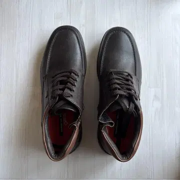 다크 브라운 가죽 캐주얼 슈즈