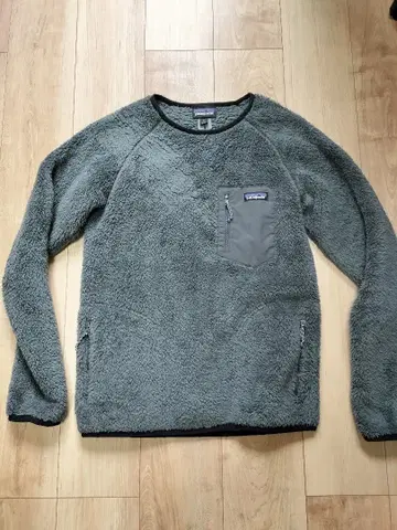 patagonia 플리스 그레이 라운드넥