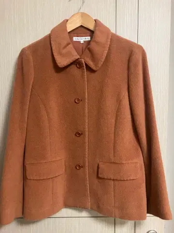 DANAPARIS 테일러드 자켓 사이즈 40