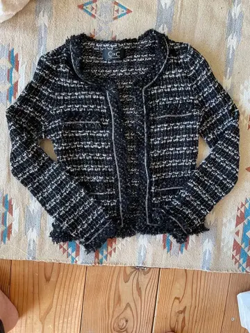 쿠 드 샹스 트위드 가디건 노카라 자켓