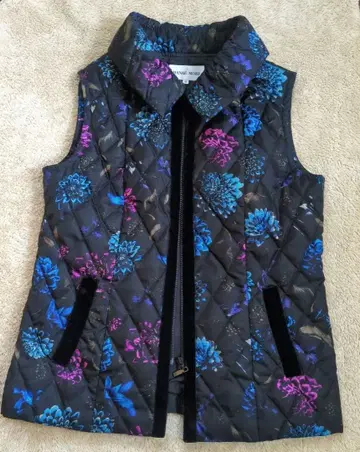 HANAEMORI 꽃무늬 퀼팅 다운 베스트