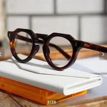 corner/Decadence 코너 데카당스 C-2 Tortoise