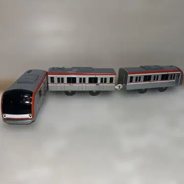 프라레일 도쿄 메트로 유라쿠초선 후쿠토신선 10000계 낙서 있음