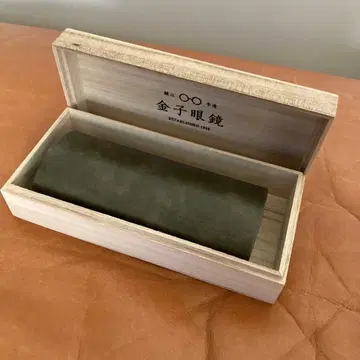 미사용 새상품 금자안경 안경 케이스 오동나무 상자 카키