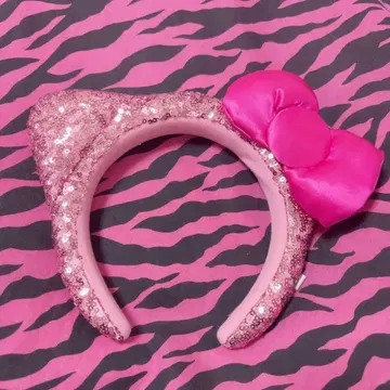 유니버셜 키티 스팽글 머리띠