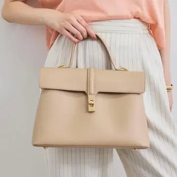 vis 트위스트 금장 장식 원 핸들 백 [ 2WAY ]