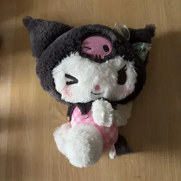 쿠로미 봉제 인형